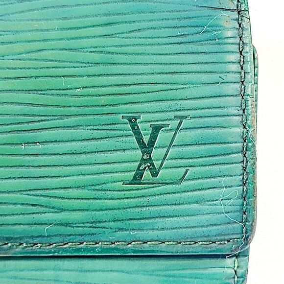 Louis Vuitton Epi Keys Case Wallet - Picture 2 of 7
